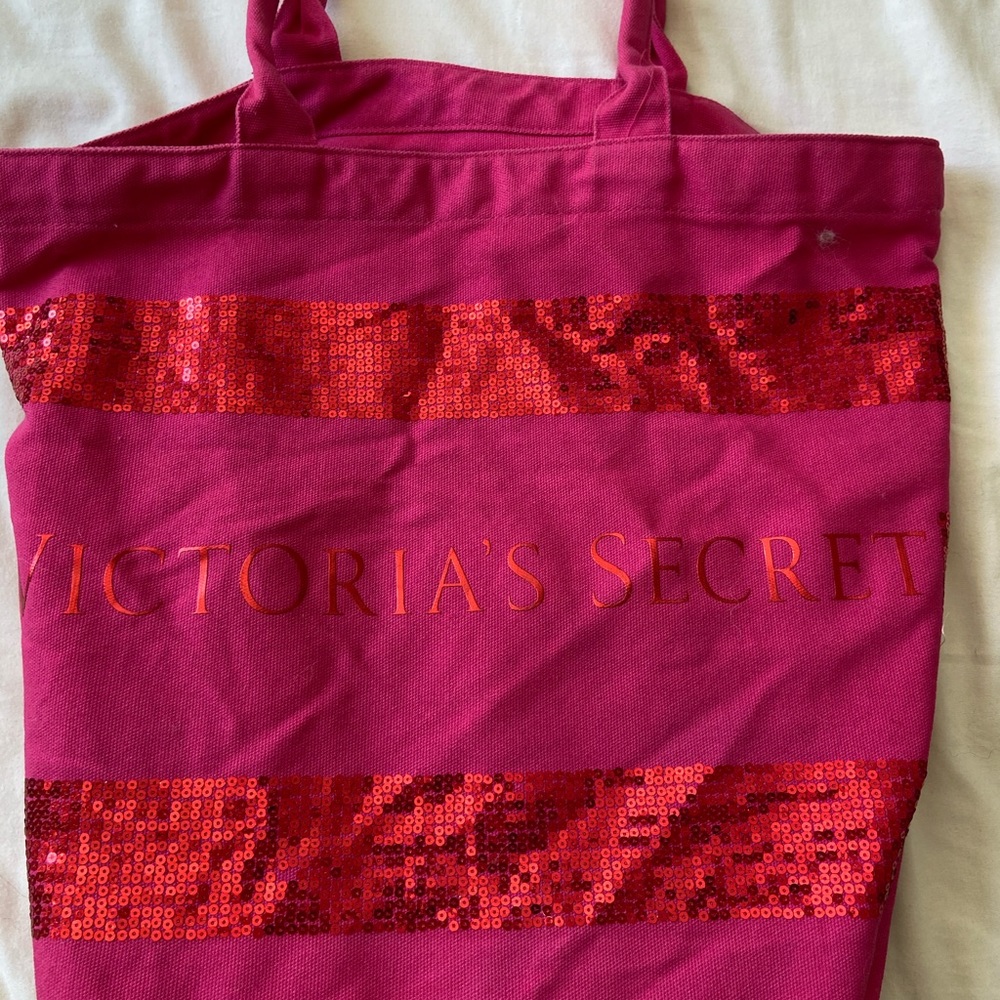 Victoria’s Secret tote